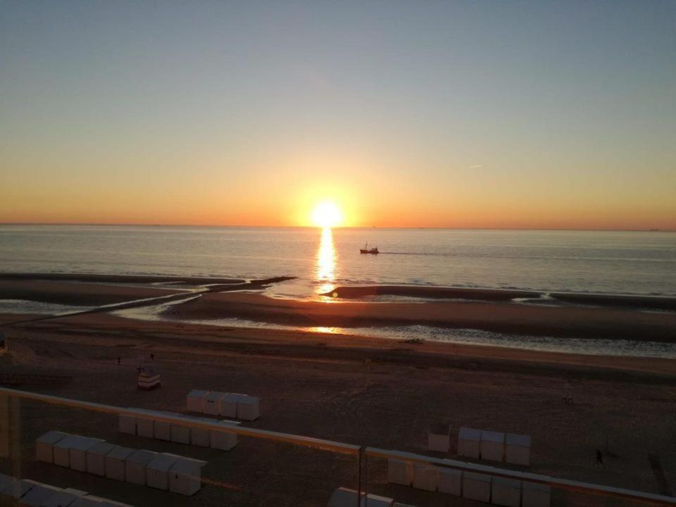 Genieten Van De Vlaamse Kust Met Prachtig Zeezicht De Haan Exteriér fotografie